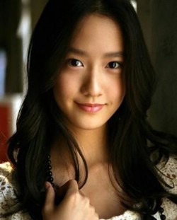 Im Yoon Ah image